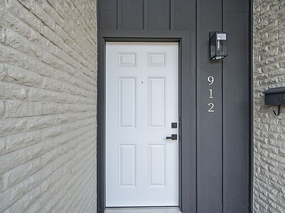 5th image of 912 Kelley Dr