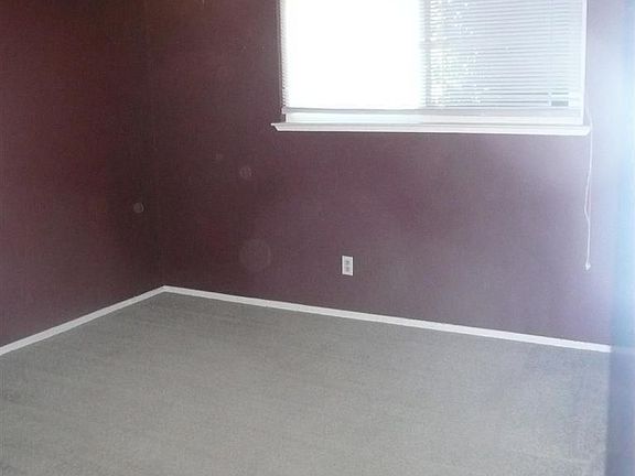 4th image of 6451 Greenhaven Dr