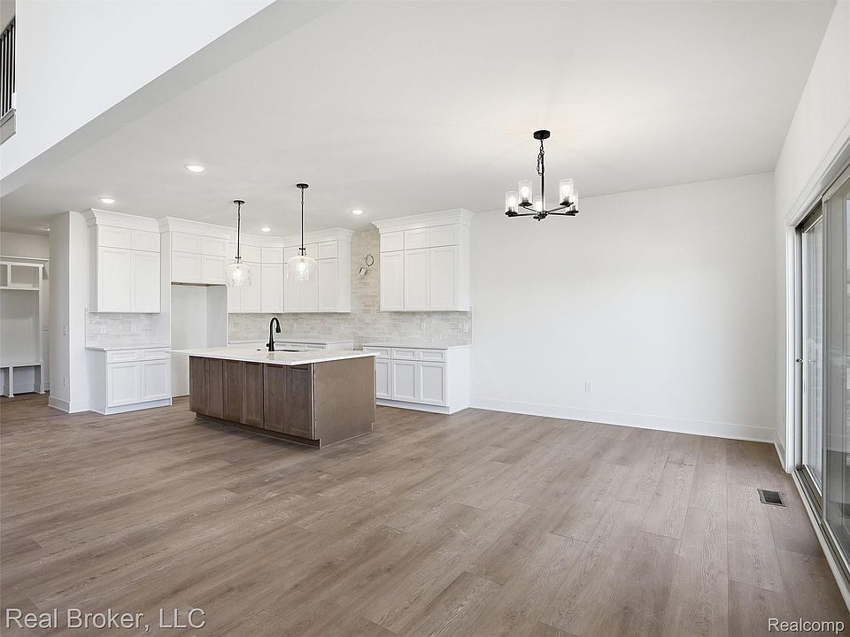 35689 Windridge Dr, photo 23