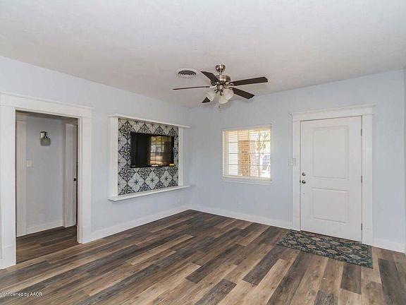 3rd image of 4811 Angelus Dr