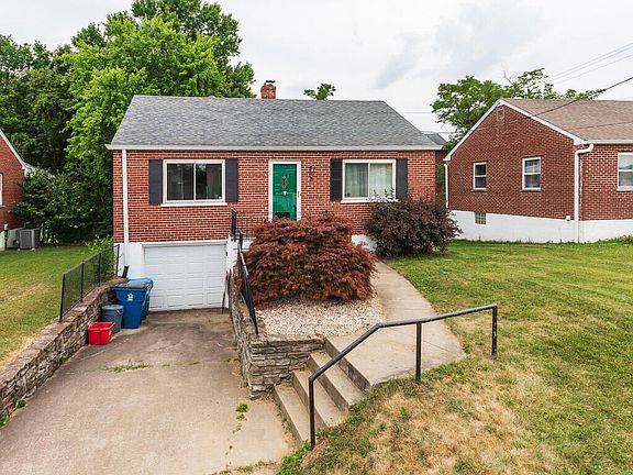 2nd image of 3 N Janet Dr