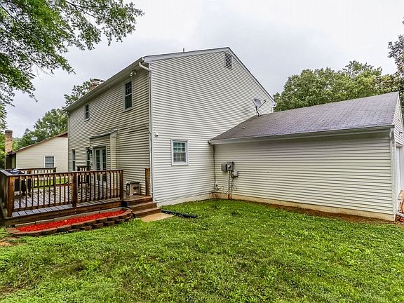 3rd image of 4700 Maybury Pl