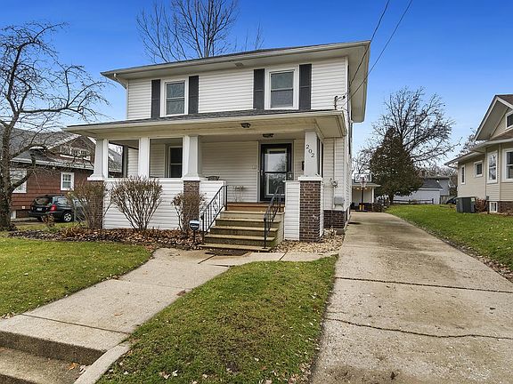 2nd image of 202 Dawson Ave
