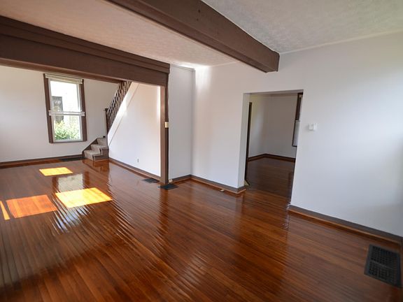 4th image of 3864 Odin Ave