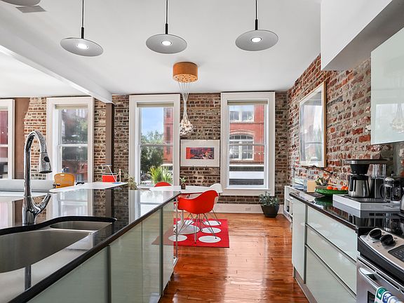 5th image of 49 Barnard St