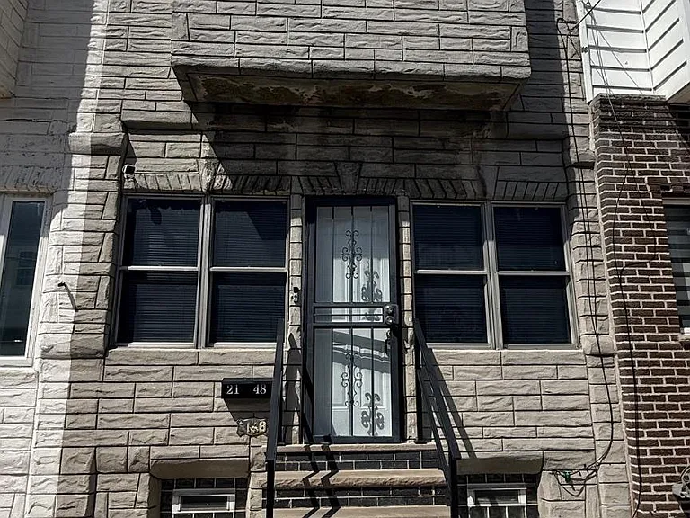 2148 S Lambert St — Photo 1
