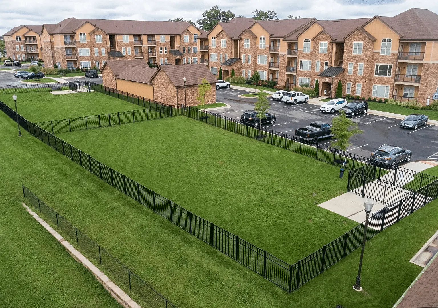 Gallatin Commons — Photo 1