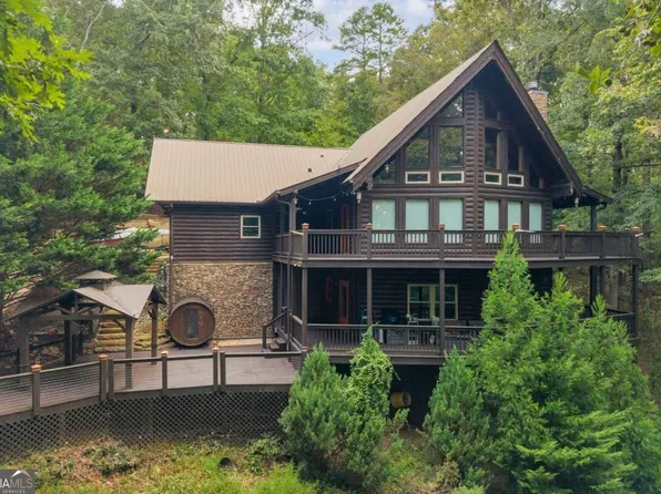 5427 Little River Cir, Gainesville, GA 30506