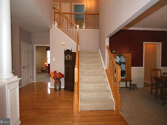 2nd image of 10210 Saddlebrooke Ln