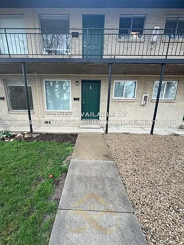 1825 S McClelland St #2 — Photo 14