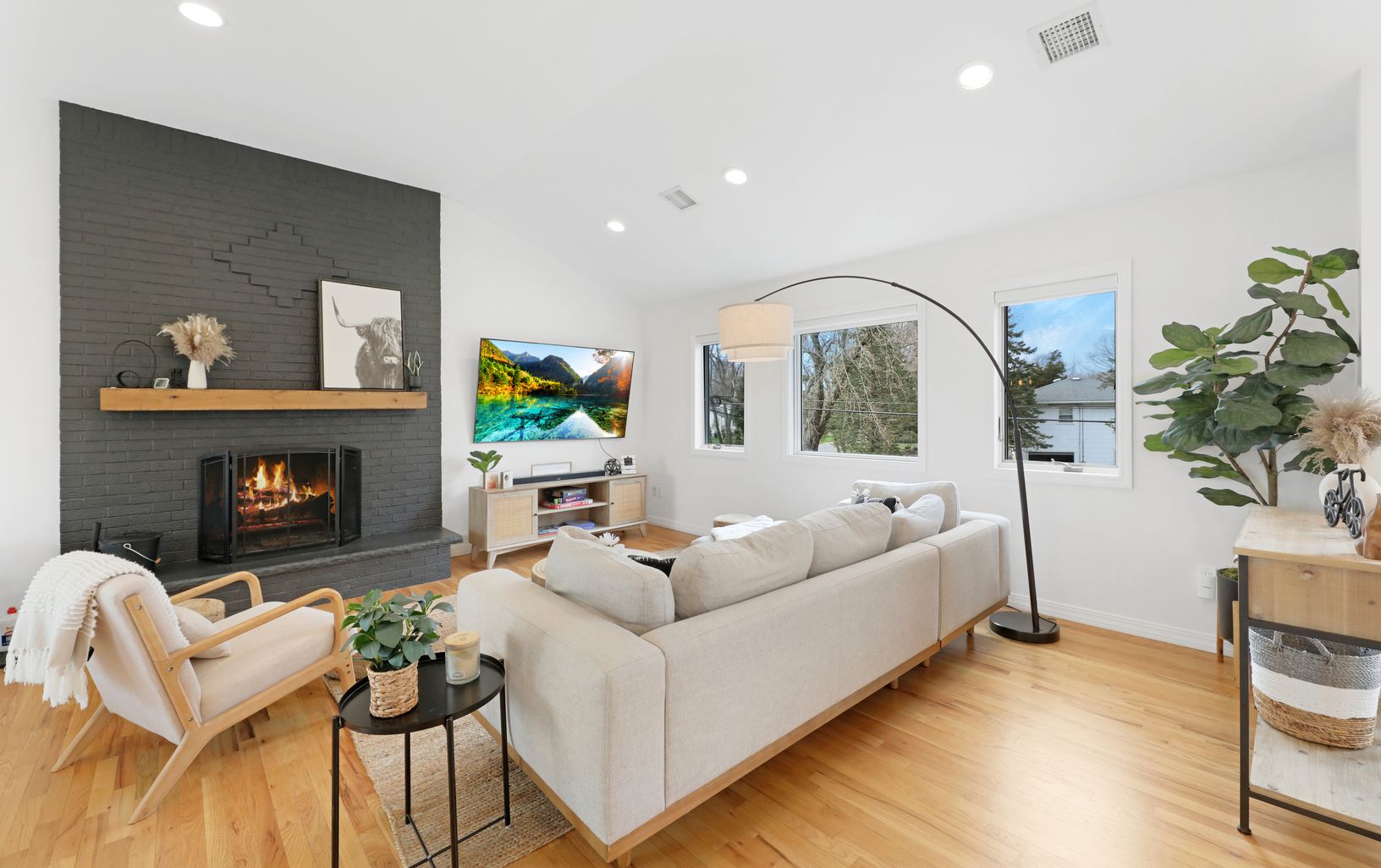  Stylish Living Room with Wood Fireplace