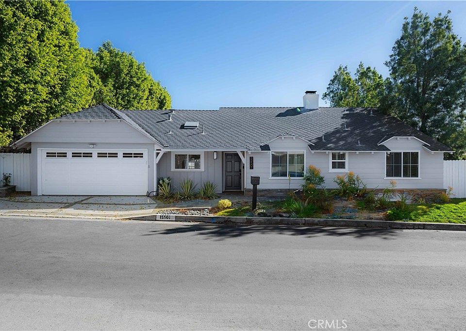1st image of 15501 Briarwood Dr