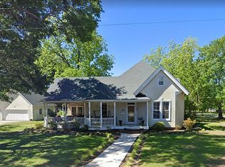111 W Pearsall St, Dunn, NC 28334