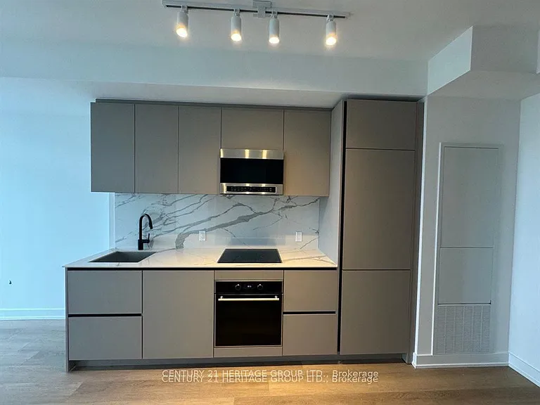 117 R Broadway Ave S #3807 — Photo 3