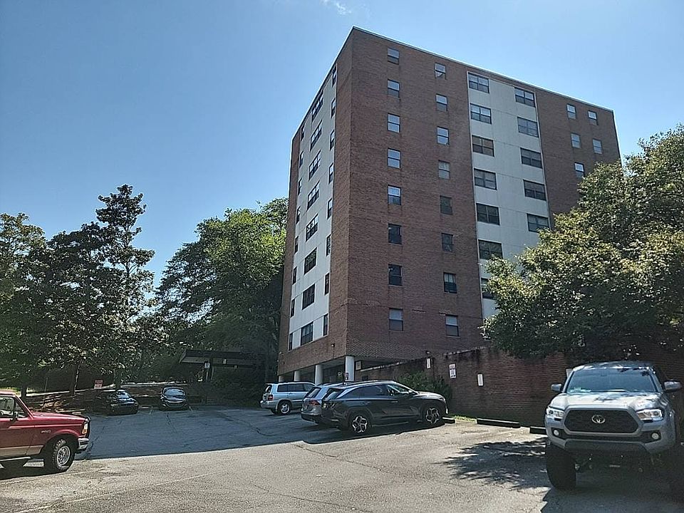 2nd image of 2965 Pharr Court South NW APT 804