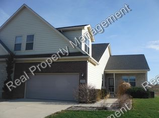 3104 Kickbush Dr, Valparaiso, IN 46385
