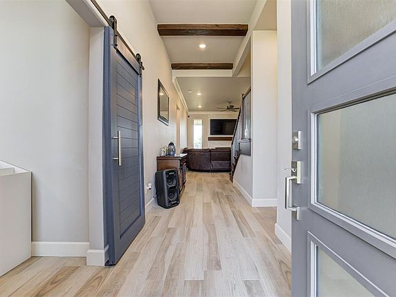 3rd image of 1812 W Zachary Way