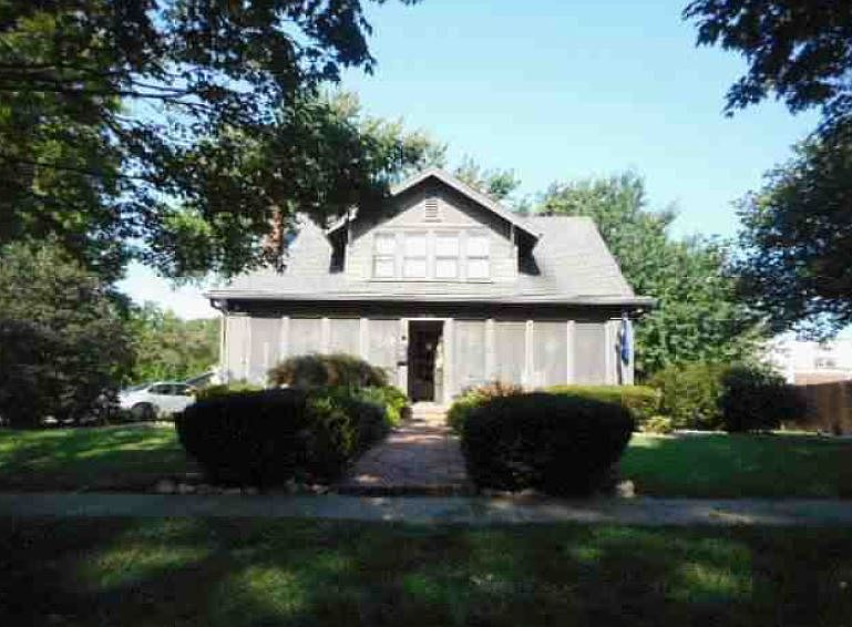 1st image of 1810 S Harvard Ave