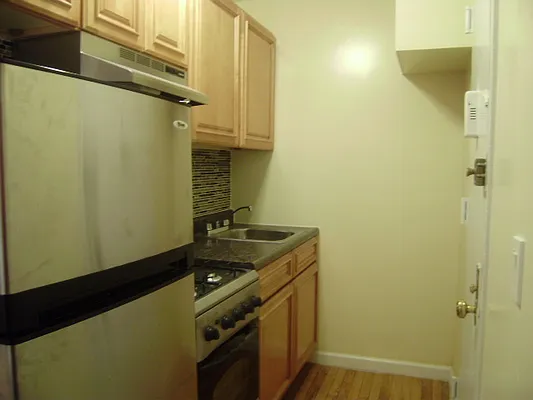 Rented by Mauro Bros Real Estate Services LLC | media 30