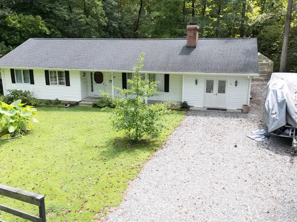 46 Sandy Ln, Lancaster, VA 22503