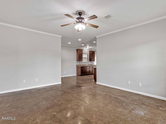 4th image of 217 Stoneridge Dr