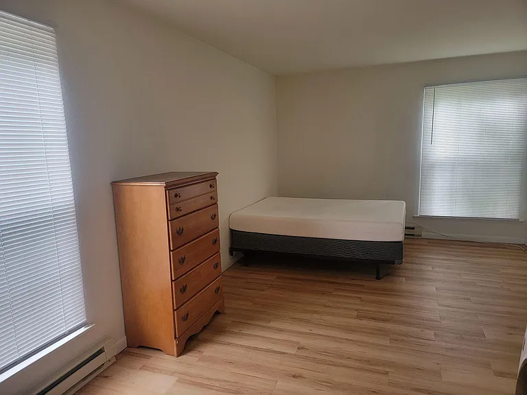 University Park Apartments — Photo 58