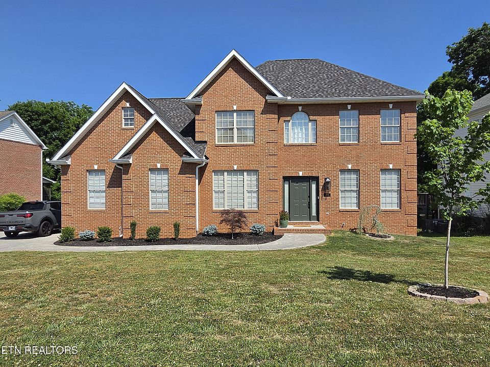 1st image of 4920 Ivy Rose Dr