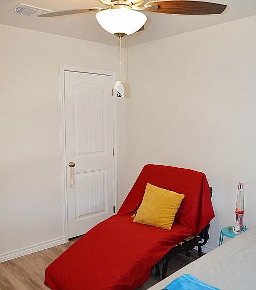 107 Logan Ct #B — Photo 22