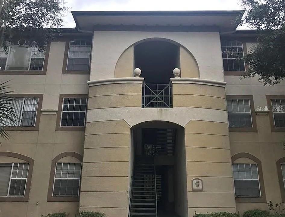 1st image of 17104 Carrington Park Dr APT 505
