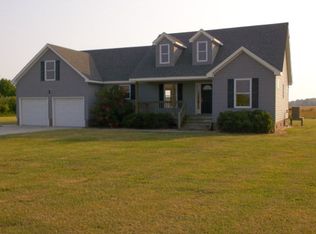 368 Jarvisburg Rd, Powells Point, NC 27966