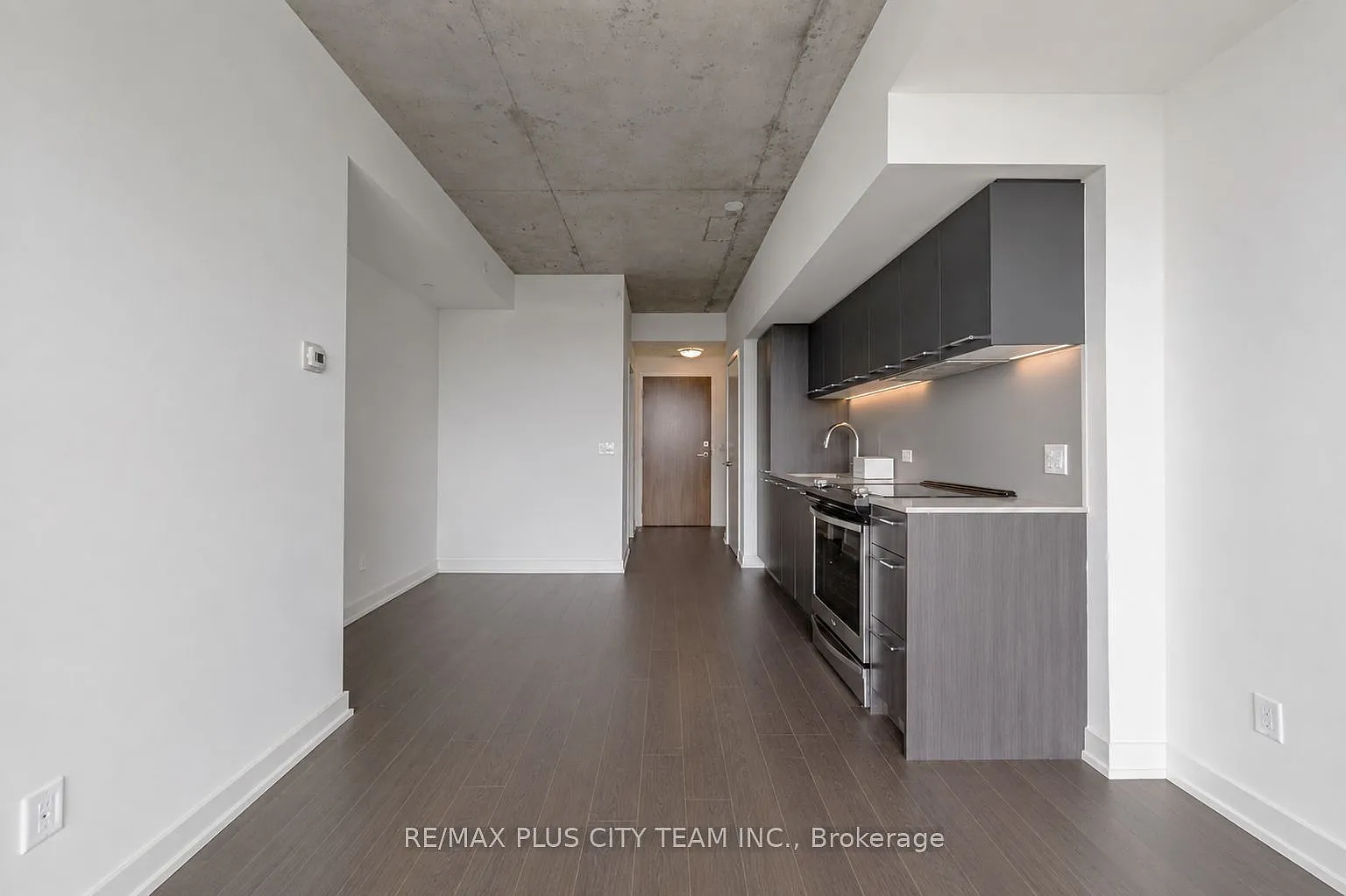1 bed, $2,200 — Photo 4