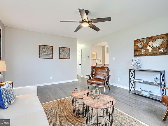 5th image of 9212 Snyder Ln