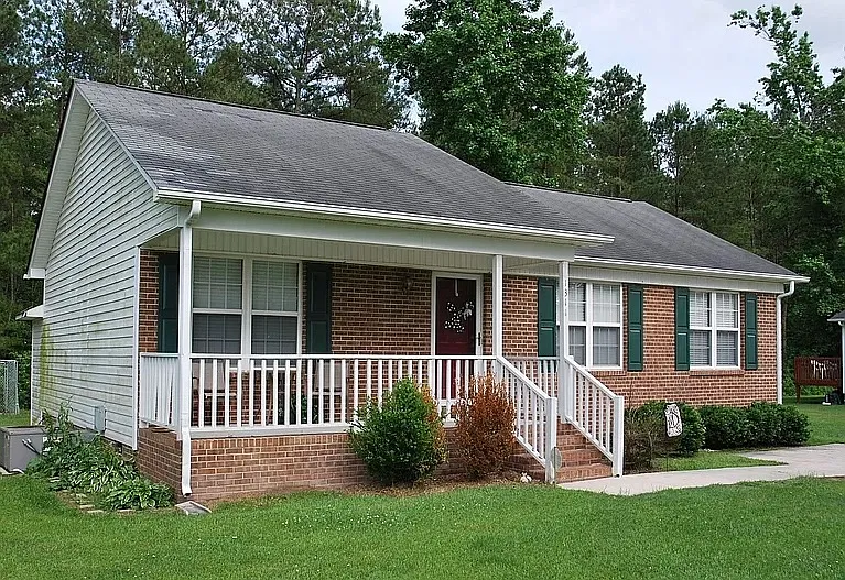 3 bed, 1092 sqft, $1,250 — Photo 2