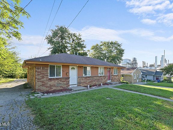2nd image of 763 Dover Pl
