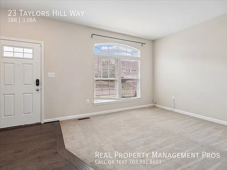 23 Taylors Hill Way — Photo 4