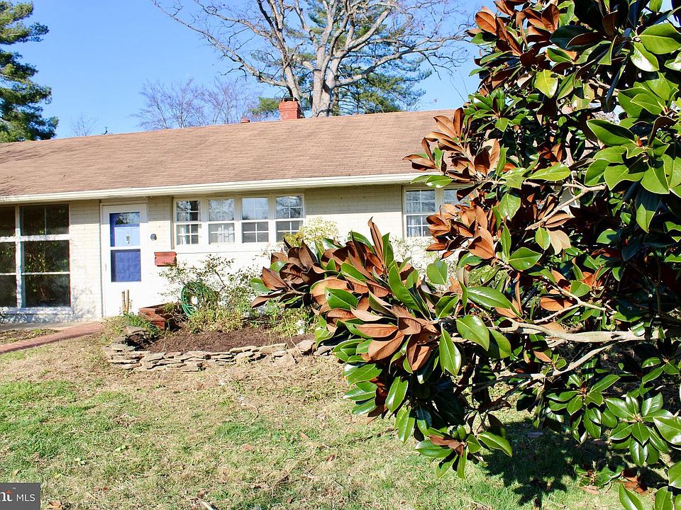 1st image of 6401 Hayfield Pl
