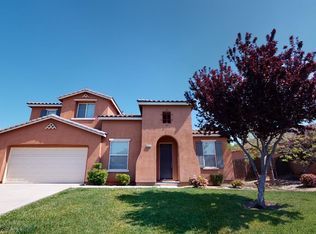 10712 Stone Haven Dr, Bakersfield, CA 93306
