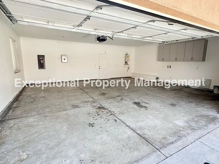 16265 Plum St — Photo 13