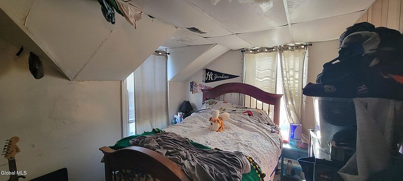 5th image of 17 Hawk Street