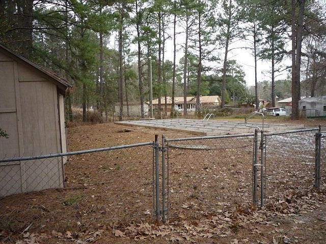 2nd image of 440 Kelly Davis Rd