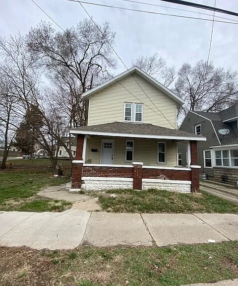 1011 Logan St SE — Photo 6