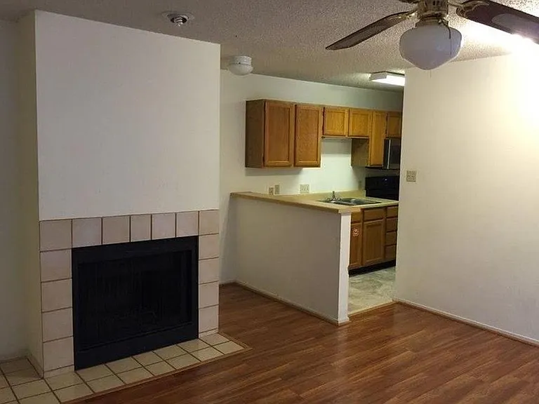 3115 Helms St #304 — Photo 5
