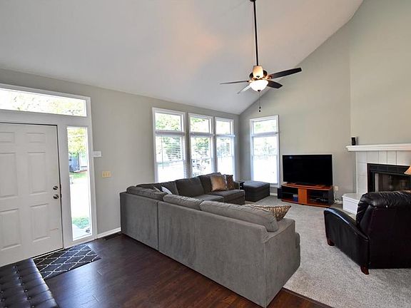 4th image of 22531 W 64th Ter