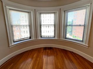 884 Massachusetts Ave, Cambridge, MA 02139