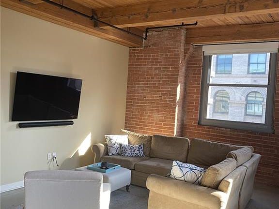 5th image of 712 Broadway Blvd #706