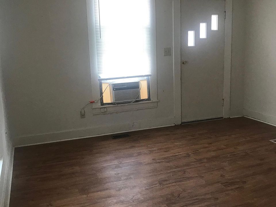 Another view of the living room.