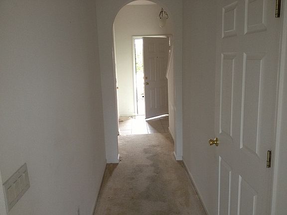 5th image of 829 Park Grove Ct