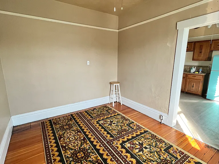307 1/2 W 2nd Ave #24 — Photo 5