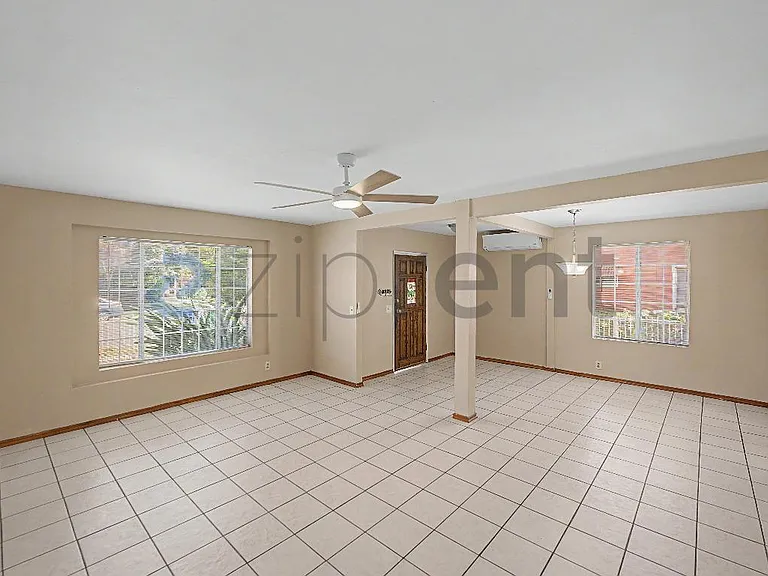 4417 Deland Ave — Photo 7