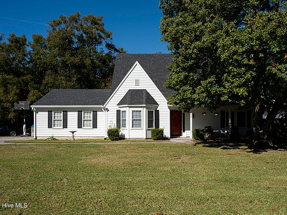 2nd image of 1223 Creek Road